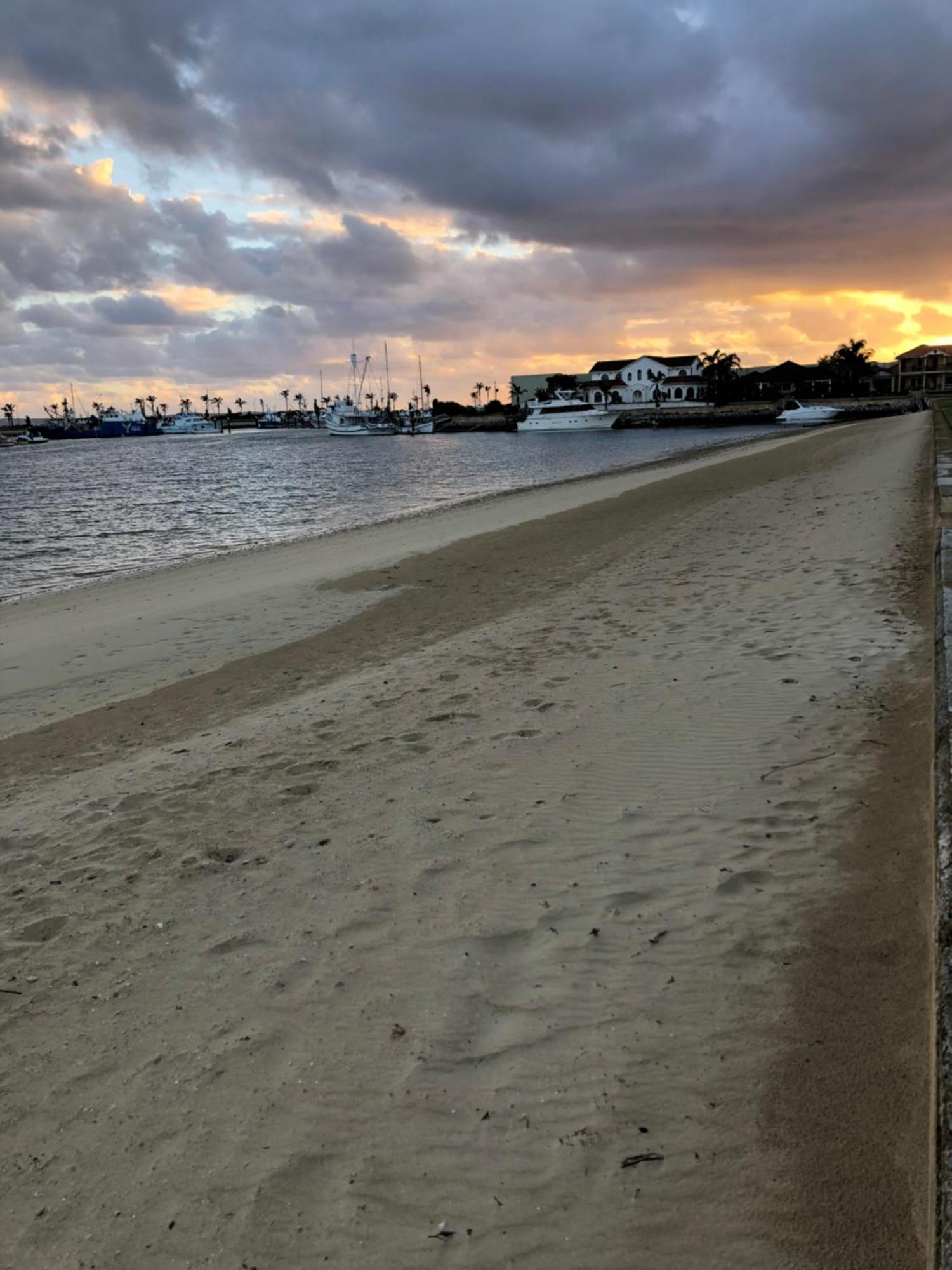 Marina Park View Villa Port Lincoln Bagian luar foto