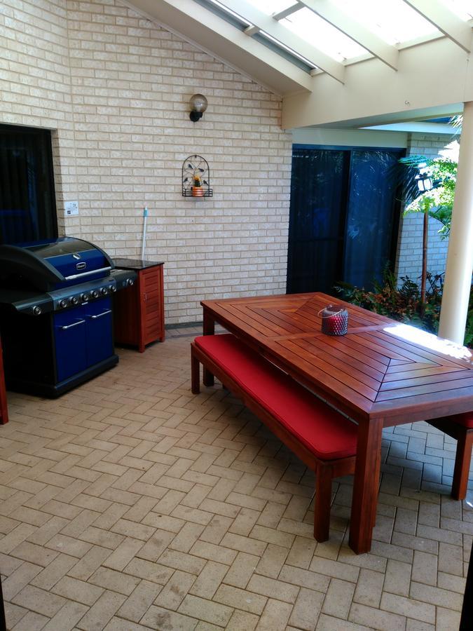 Marina Park View Villa Port Lincoln Bagian luar foto